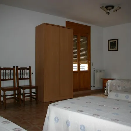 Rural Sierra De Gudar Valbona (Teruel)